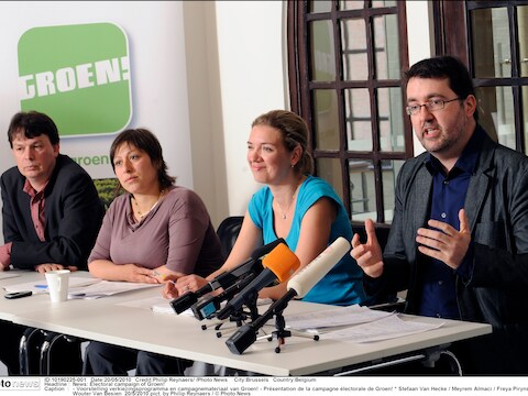 De partijtop van Groen, met Stefaan Van Hecke helemaal links.