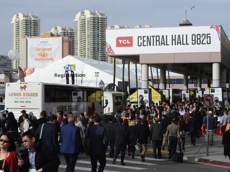 Bezoekers vorig jaar bij het Las Vegas Convention Center, waar de Consumers Electronics Show plaats vindt.