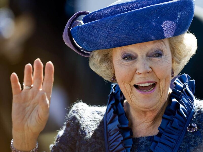 Hoewel de populariteit van de Nederlandse koningin Beatrix toenam, blijft prinses Máxima 'Miss Congeniality'.