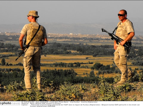 Een gezamenlijke Belgisch-Duitse verkenningspatrouille nabij Kunduz, foto uit 2009.