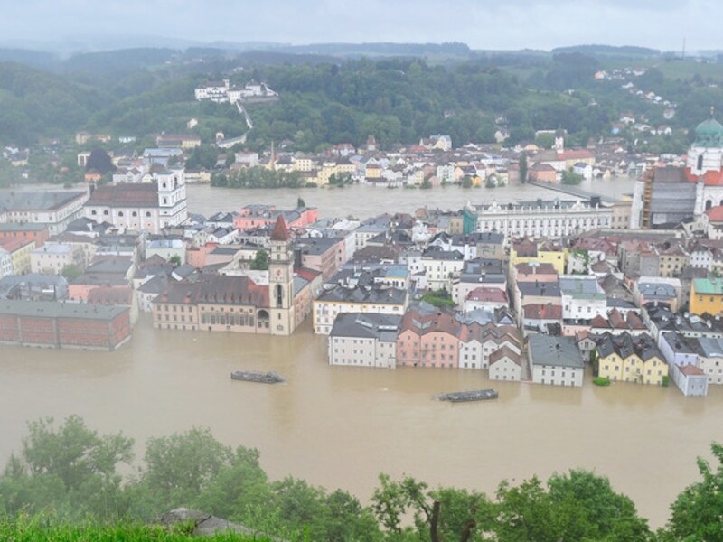 Passau maandag vanuit de lucht.