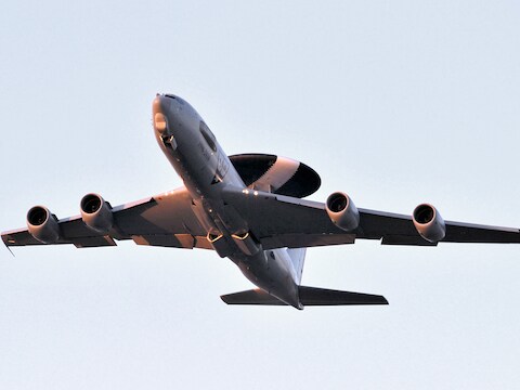 Een Awacs-vliegtuig.