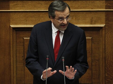 De Griekse minister van Civiele Bescherming, Nikos Dendias, heeft aan premier Antonis Samaras (foto) gevraagd om Italiaanse hulp in te roepen.