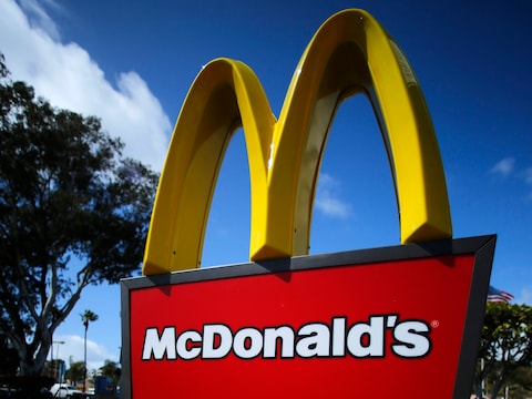 Website McResource Line raadt het personeel van McDonald's af "ongezonde" hamburgers en frieten te eten.