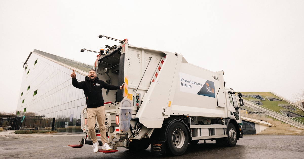 Hasseltse ondernemers zwaaien het oud papier letterlijk uit: e-facturatie Billit haalt 2 ton boekhou