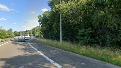 Vrouw van 73 sterft bij ongeval op afrit E314 in Genk