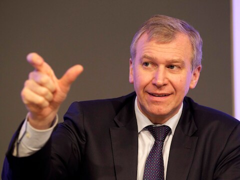 Yves Leterme wil het dossier over prins Laurent niet minimaliseren.