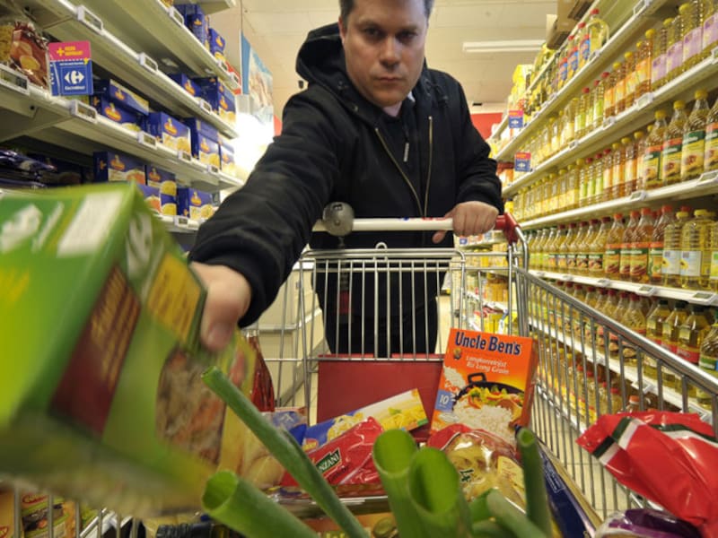 Consumenten besparen ook op voeding.
