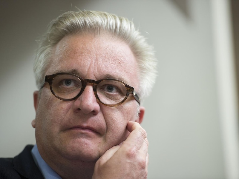 Prins Laurent "geveld door stress"