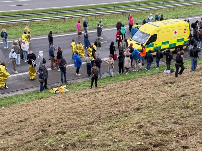 De E25, ter hoogte van Sprimont, werd zaterdagmiddag in beide richtingen afgesloten.