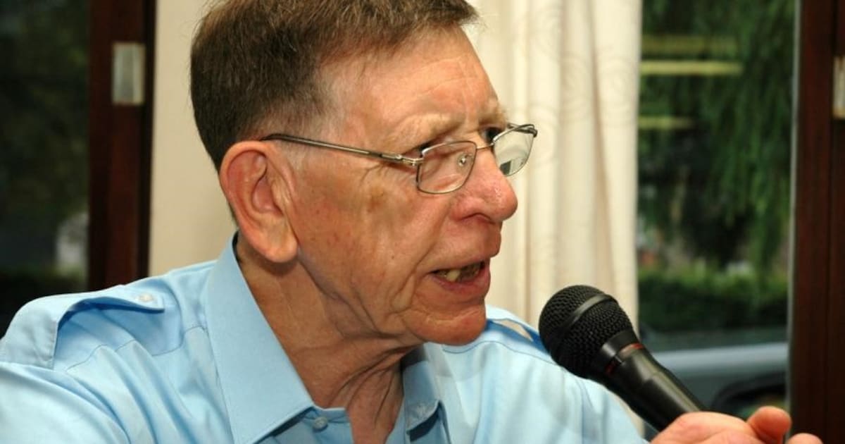Regiojournalist en basketbalicoon Paul Van Roy (88) overleden | Regio ...