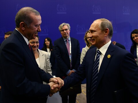 De Turkse president Erdogan en zijn Russische ambtsgenoot Poetin vorige maand tijdens de G20-top in het Turkse Antalya.