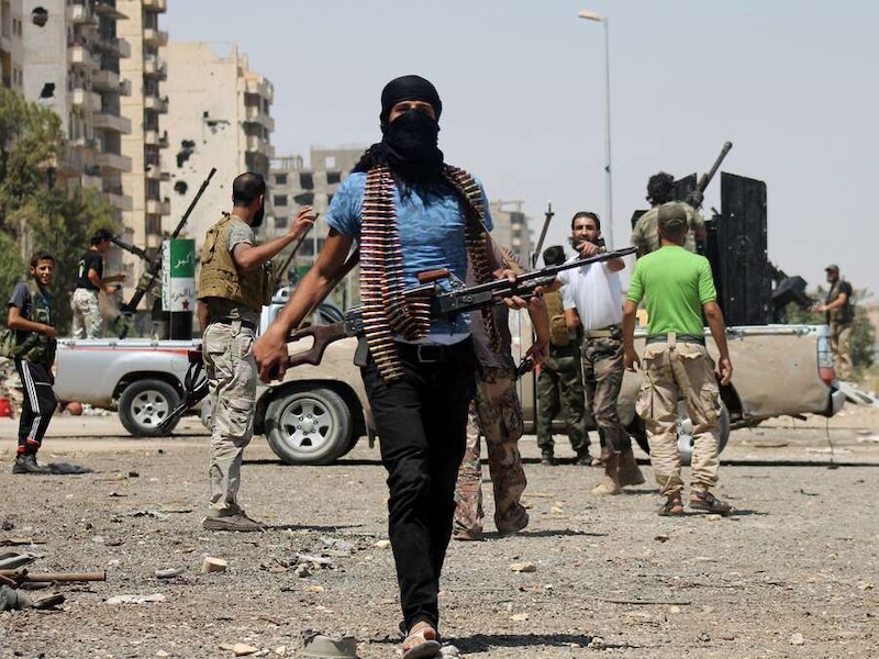 Syrische rebellen in de oostelijke stad Deir Ezzor.