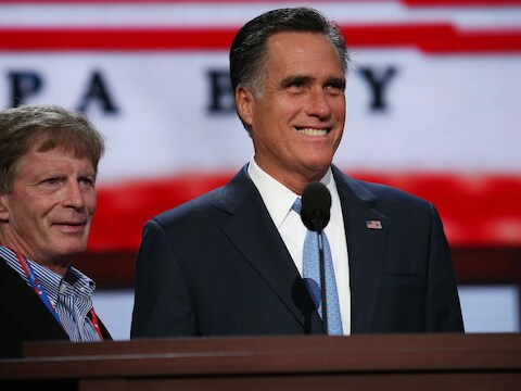 Stuart Stevens en presidentskandidaat Mitt Romney voor de start van de Republikeinse partijconventie in Tampa, Florida.