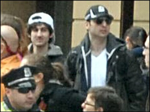 Dzjochar en Tamarlan Tsarnaev vlak voor de bomaanslag in Boston gepleegd werd.
