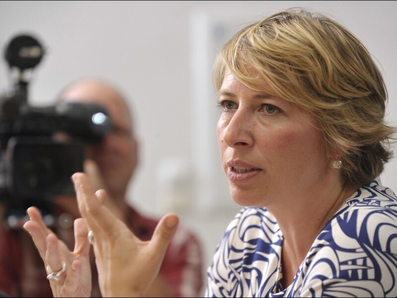 Caroline Gennez.