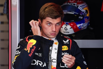 Max Verstappen klopt beide McLarens en verovert poleposition voor sprintrace in Austin