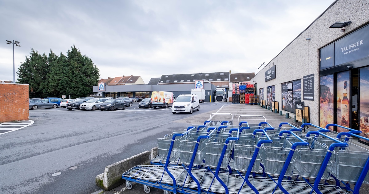 Rechter veroordeelt viertal dat op dievenpad ging met baby’tje (1) in Mechelen: “Dit zijn geen doorg