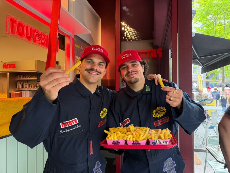 En of Antwerpen zat te wachten op de frieten van Average Rob: halfuur ...