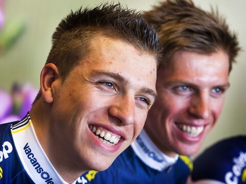Danny (Links) en Boy van Poppel (Rechts) tijdens de presentatie voorgaande aan de Tour de France.