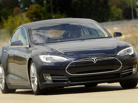 Een Tesla Model S.