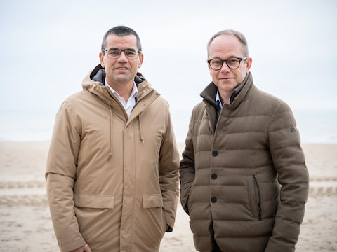 Burgemeesters Sander Loones van Koksijde en Wim Janssens van De Panne.