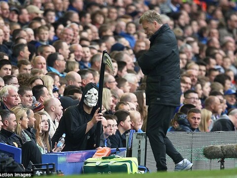 Als het van 'Pietje de Dood' afhangt zijn de uren van David Moyes bij Man U geteld.