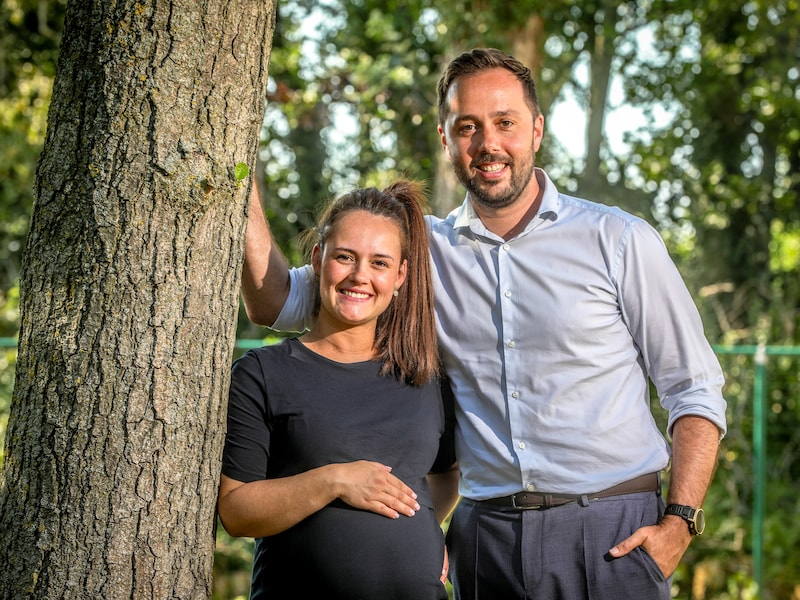 Manon Van Daele (33), partner van de burgemeester van Gistel: “Wij zijn elkaar door de jaren heen niet kwijtgeraakt”