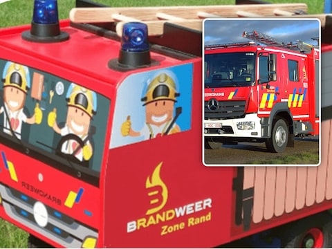 De bolderkar heeft de vorm van een klassieke pompwagen., Inzet: Een echte pompwagen.