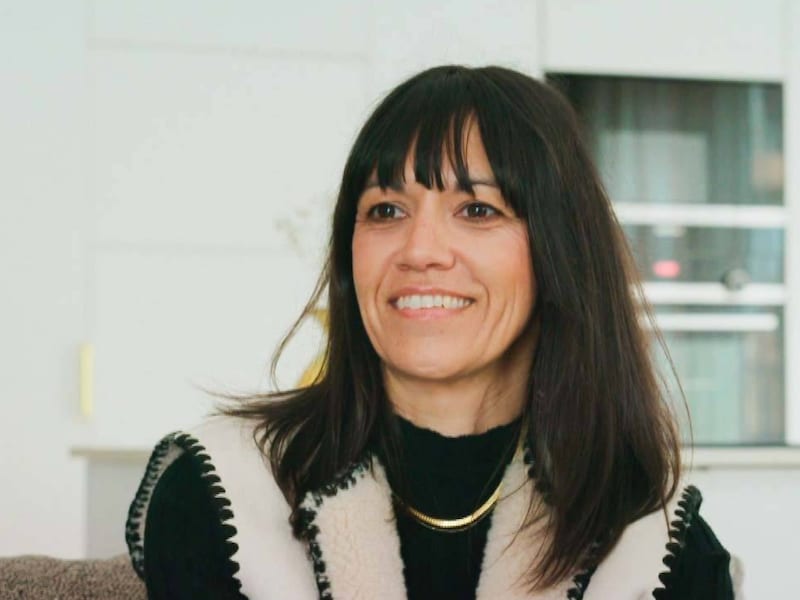 Adeline (45) uit ‘B&B zoekt lief’ had al een turbulent liefdesleven: “Er mag passie zijn, maar het mag geen pijn meer doen”