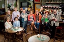 De cast van ‘F.C. De Kampioenen’.