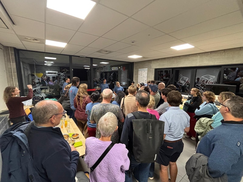De officiële opening van het DOEndersLAB lokte heel wat volk.