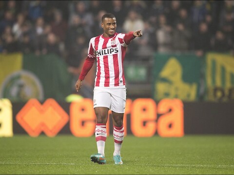 Narsingh zette de 0-1 op het scorebord.