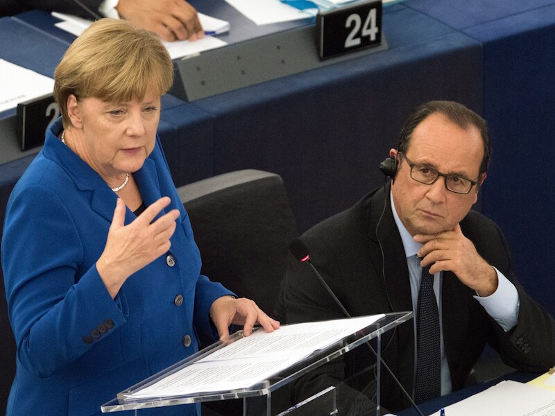 Angela Merkel en François Hollande in het Europees Parlement.