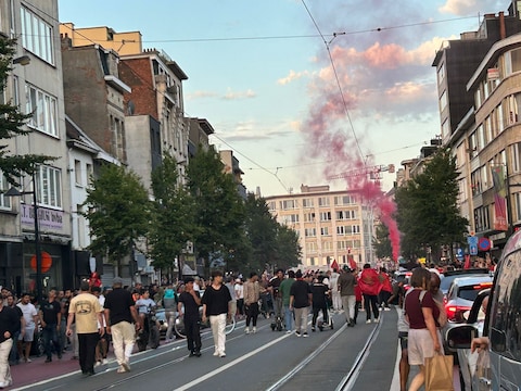 Gisterenavond kwam er veel volk op straat na het verlies van Marokko op het WK.