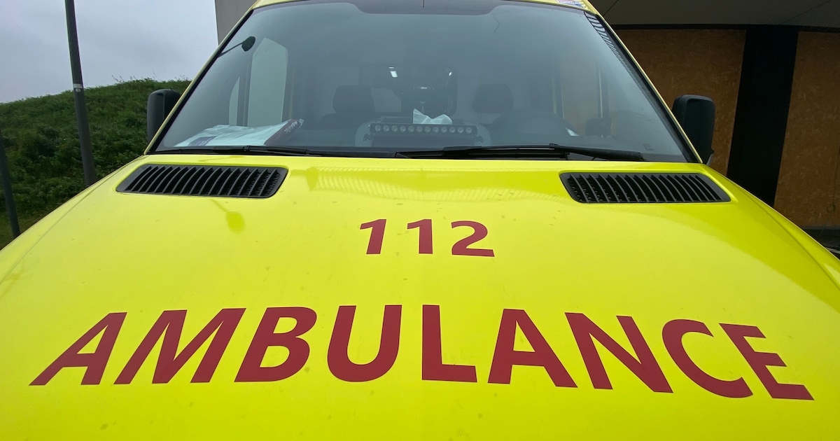 Vluchtmisdrijf na aanrijding van 12-jarige fietser, 62-jarige fietster gewond