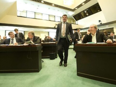 Bart Tommelein als voorzitter van de Fortiscommissie (archieffoto)
