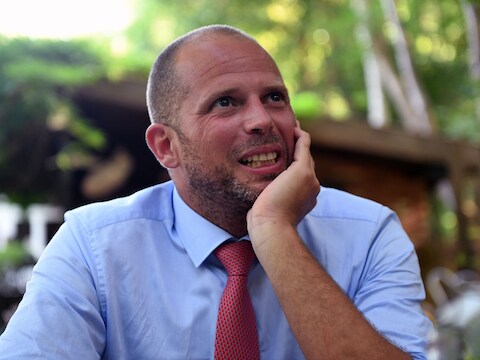 Theo Francken wil zijn steentje bijdragen aan de wereldvrede als ondervoorzitter van een belangrijke commissie binnen de NAVO.