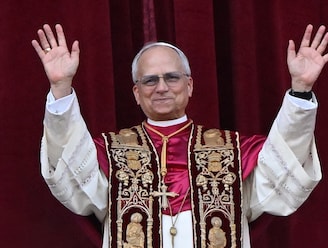 Dekte Leo XIV echt kindermisbruik toe? Door deze 2 zaken ligt de nieuwe paus nu al onder vuur