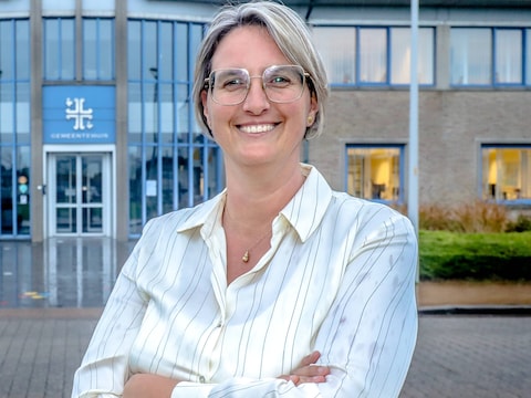 Kelly Spillier is burgemeester van Bredene, maar staat morgen ook gewoon weer voor de klas.