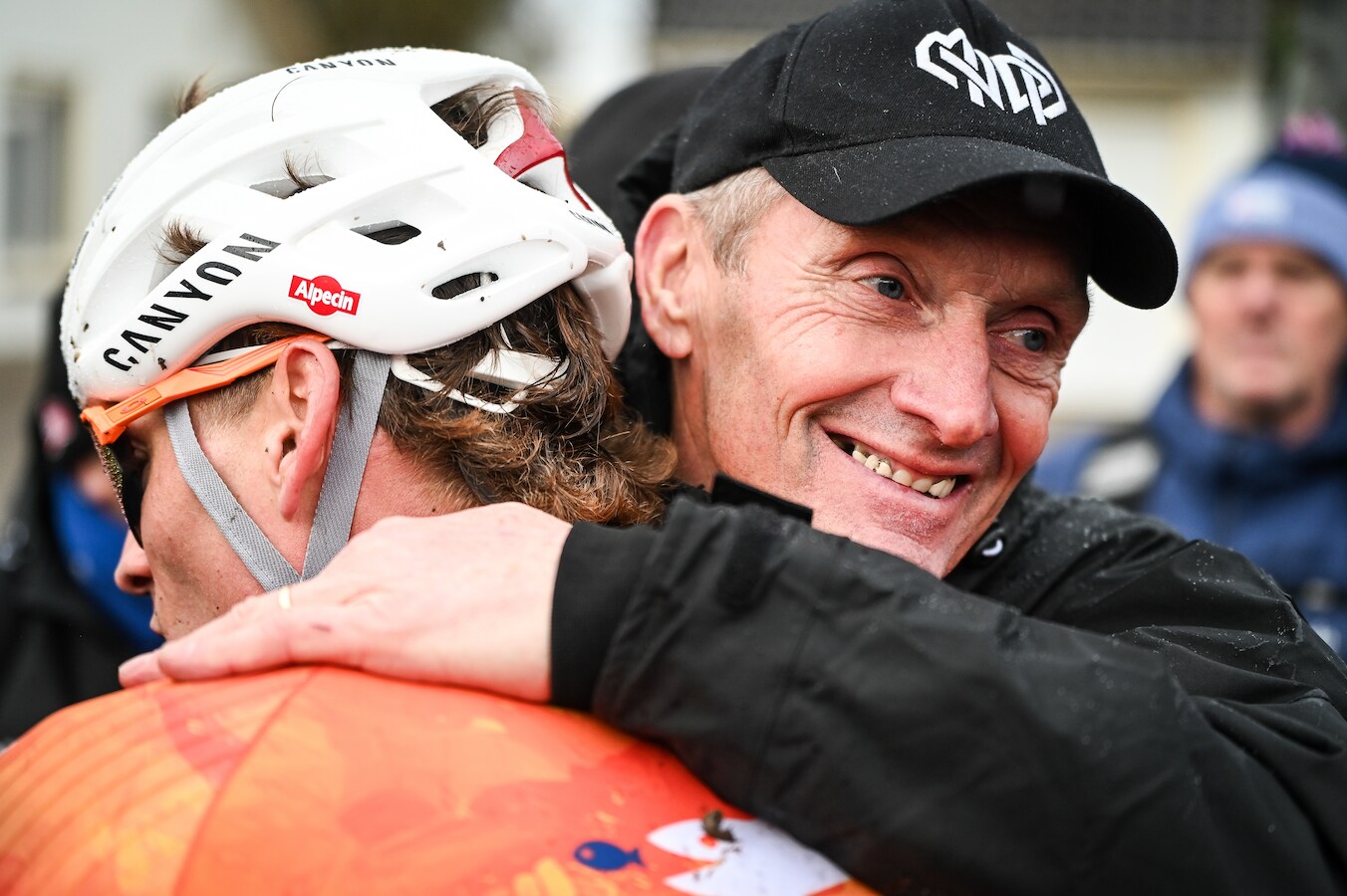 Het zou lullig zijn om te zeggen dat dit het plan was”: het verhaal achter  de evolutie van Mathieu van der Poel tot de beste ooit in het veldrijden |  Foto |