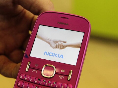 Nokia is er niet in geslaagd een stevige positie te veroveren op de smartphonemarkt. Moody's gelooft niet dat daar snel verandering in zal komen.