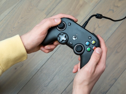 De Xbox Pro Compact-controller: een van de vele alternatieve bestuurapparaatjes voor gameconsoles.