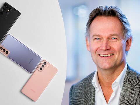 Links: de nieuwe Samsung Galaxy S21-smartphones. Rechts: Willem Visser, Vice President bij Samsung Electronics Benelux