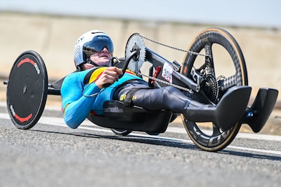 Eerste Belgische medaille is binnen op WK G-wielrennen! Handbiker Marvin Odent pakt brons