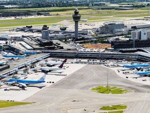 De luchthaven van Schiphol.