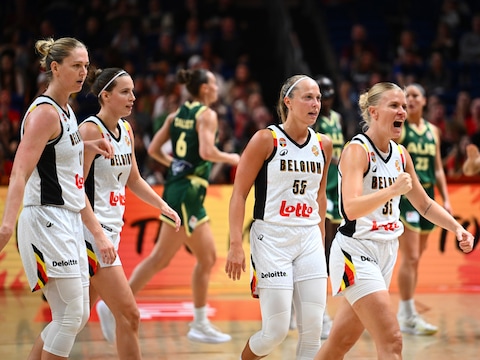 Groepswinst, rechtstreeks ticket voor kwartfinales én extra rustdag: sterke Belgian Cats zetten Australië opzij