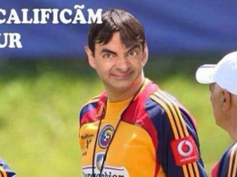 Bondscoach Victor Piturca als Mr. Bean.