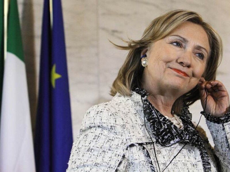 Hillary Clinton is momenteel in Rome voor internationaal topoverleg over Libië.