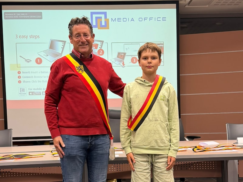 Nelles Beutels uit het zesde leerjaar van basisschool Te Velde in Hogen mag zich dit jaar kinderburgemeester noemen.